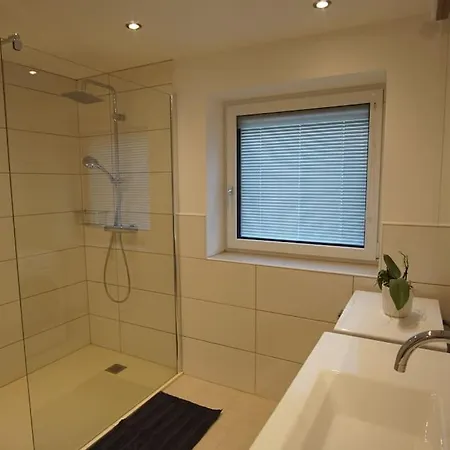 Zehentner Apartment *